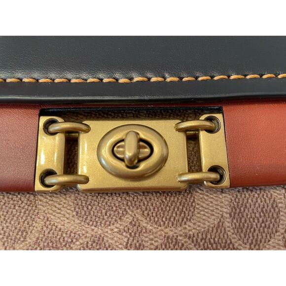 Coach Troupe Crossbody Signature Canvas D2080-70490 EUC Convertible - Picture 3 of 10